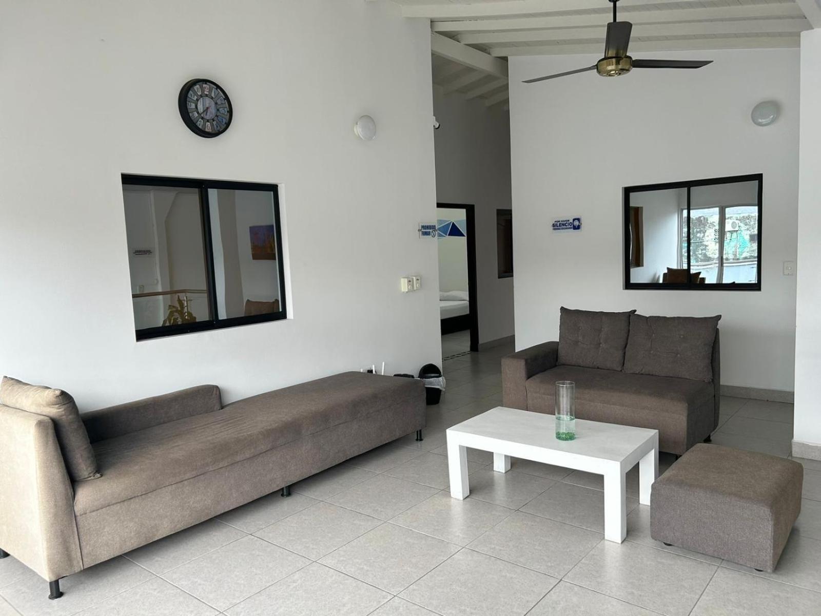 Hotel Puerto Azul Puerto Berrio Экстерьер фото